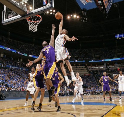 westbrook odom artest durant collison ibaka gasol fisher thunder lakers