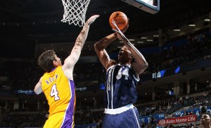 thabeet kelly thunder lakers