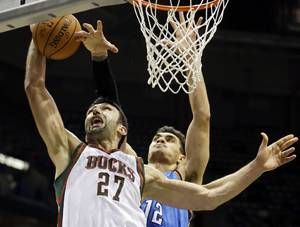 pachulia bucks adams thunder