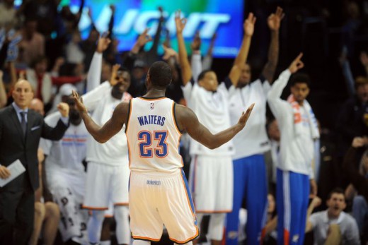 waiters thunder bench