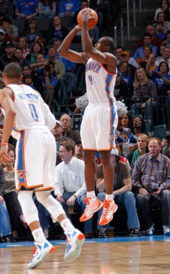 ibaka westbrook thunder
